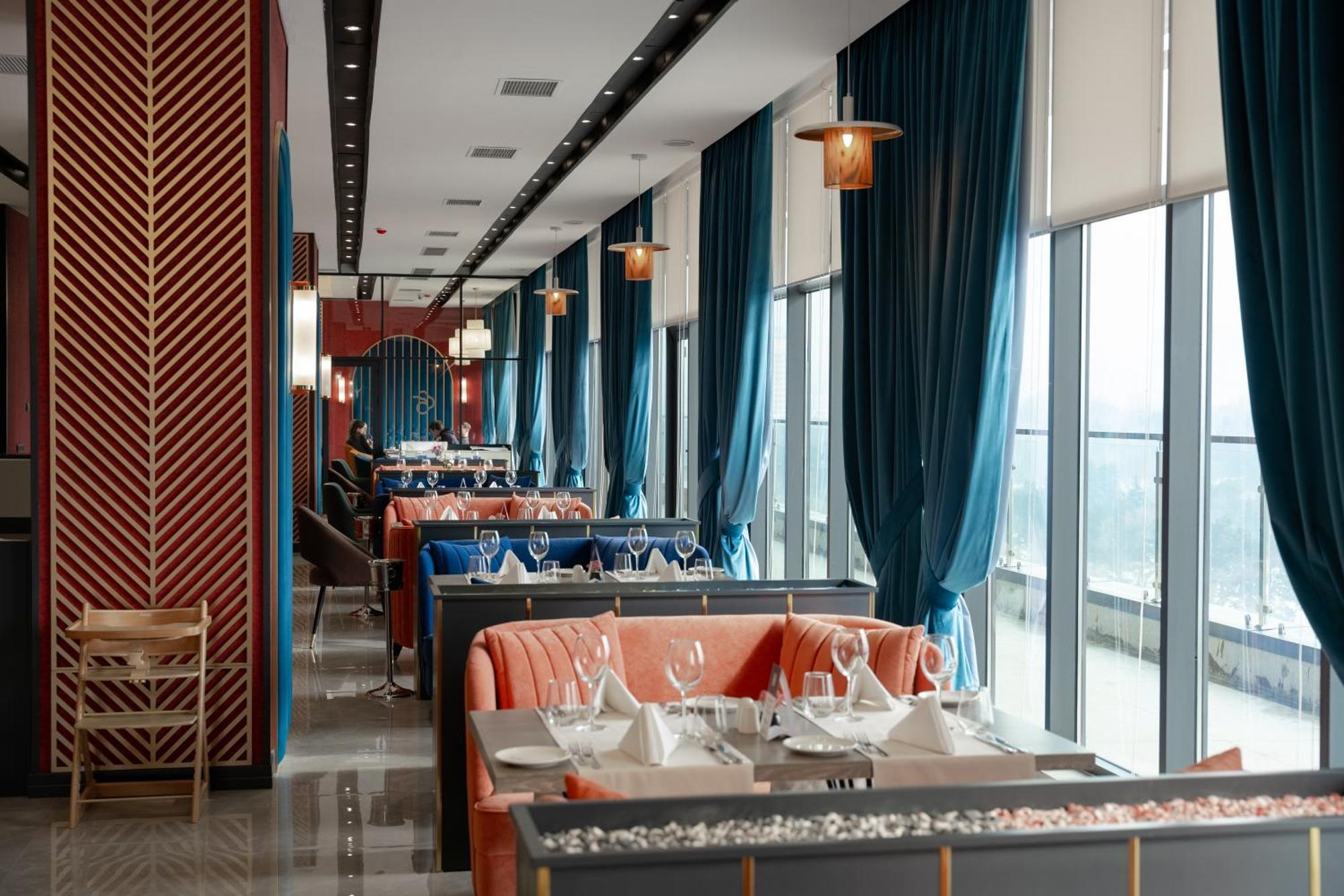 Park Dedeman Almaty Hotel ภายนอก รูปภาพ