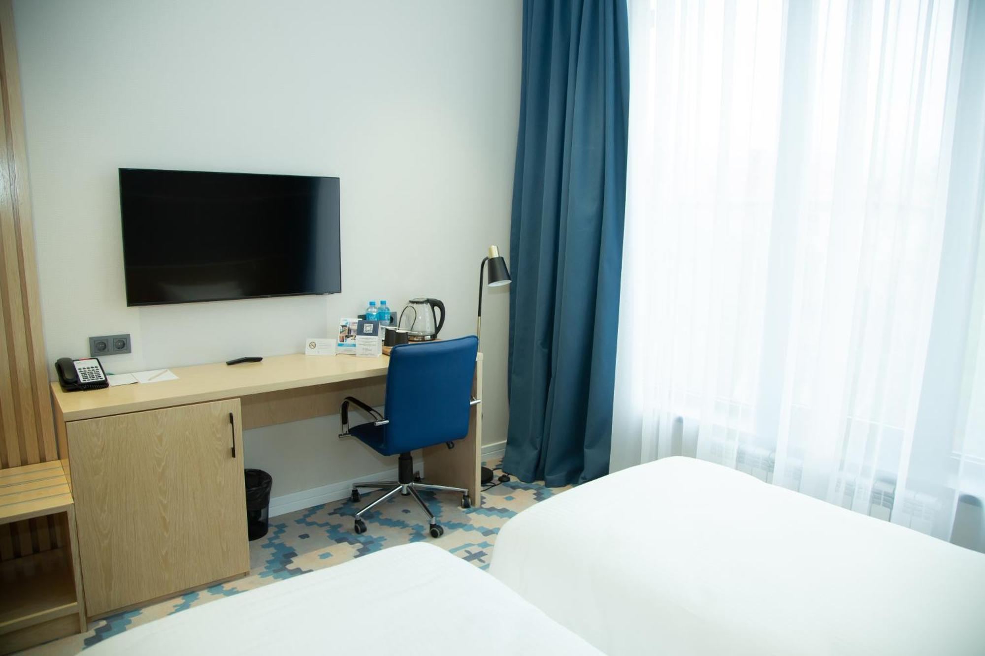 Park Dedeman Almaty Hotel ภายนอก รูปภาพ